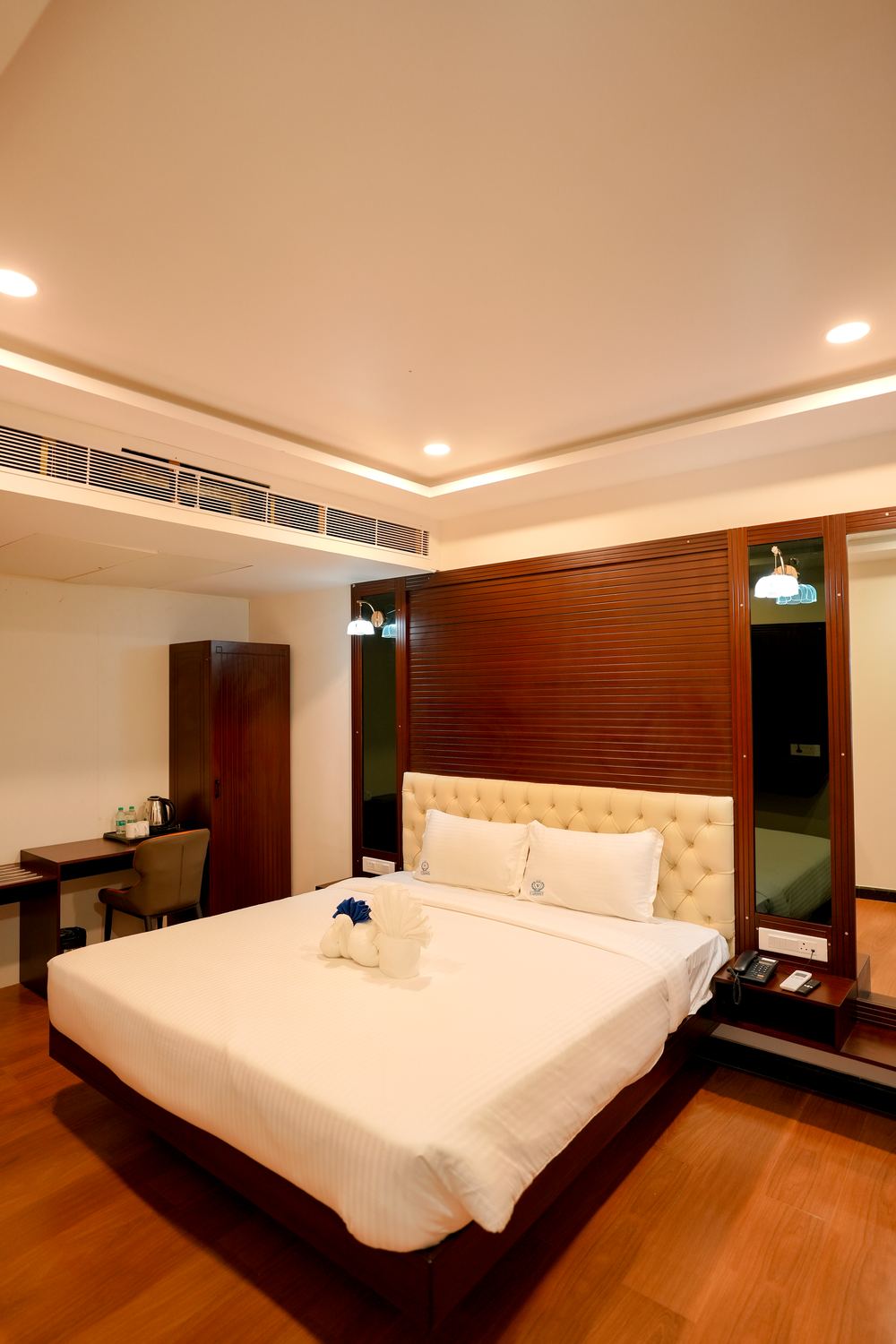 King Deluxe room, second view, Legacy Square Hotel Bengaluru