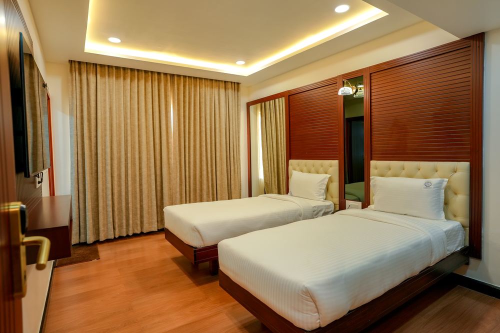 Queen Deluxe twin-bed room, Legacy Square Hotel, Rajarajeshwari Nagar
